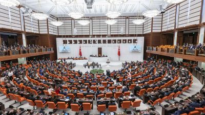 Yeni yasama yılı açılışında TBMM Genel Kurulu bugün toplanıyor. Cumhurbaşkanı