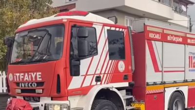 Kocaeli'de bir evde çıkan yangın sonucu adrese ekipler sevk edildi.