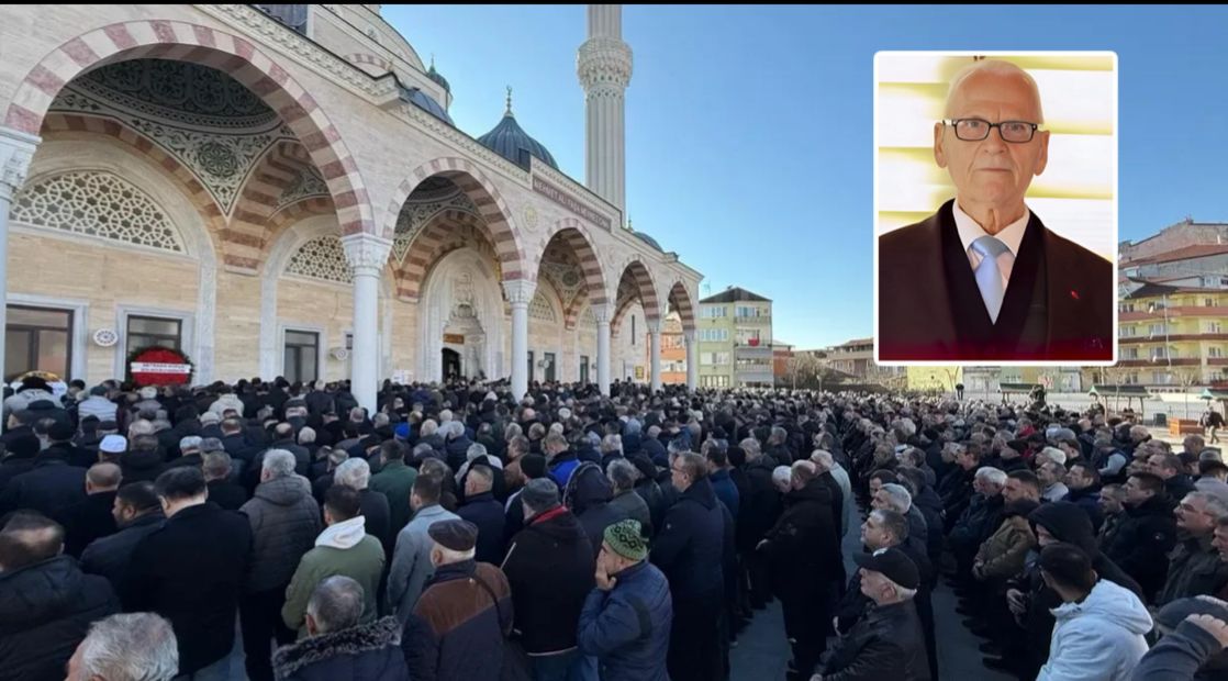 İzmit Belediye Meclis Üyesi Erol Çalışkan, dün yüzlerce kişinin katılımıyla