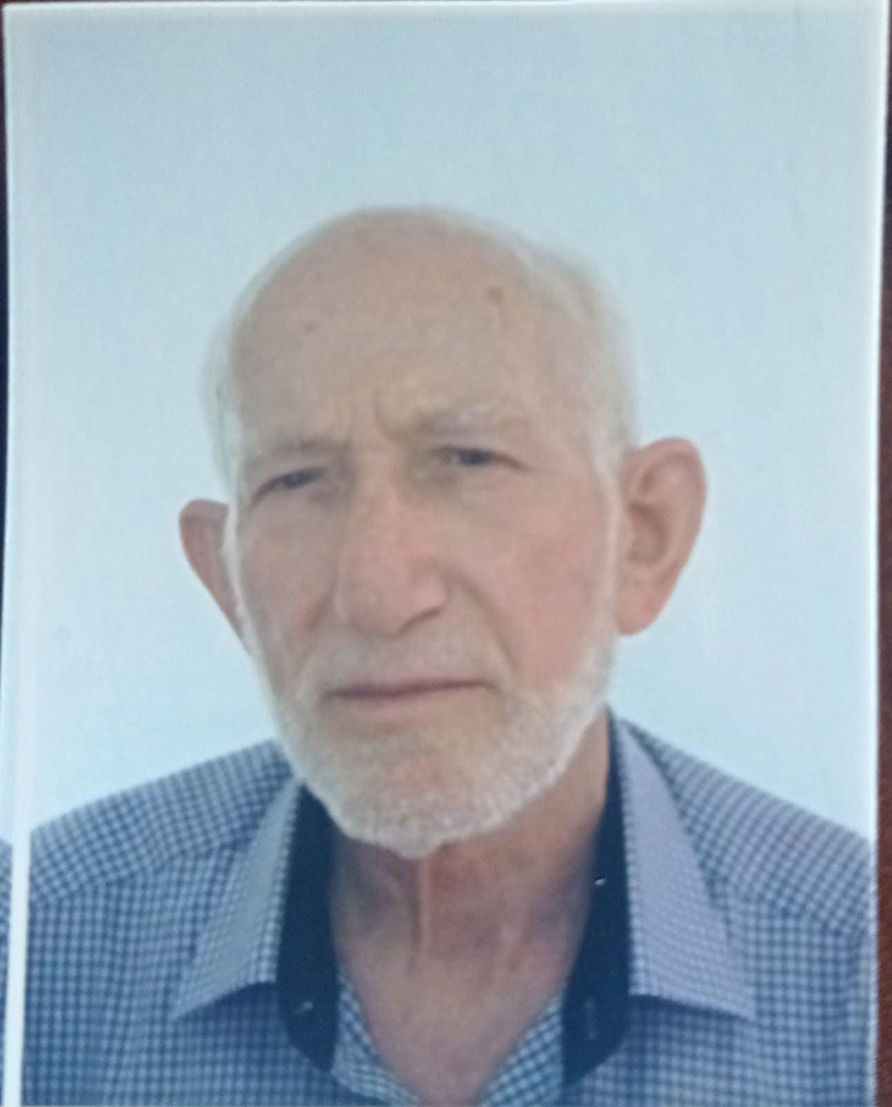 Kocaeli Kandıra'nın sevilen esnafı Aziz Kurt 76 yaşında yaşamını yitirdi.