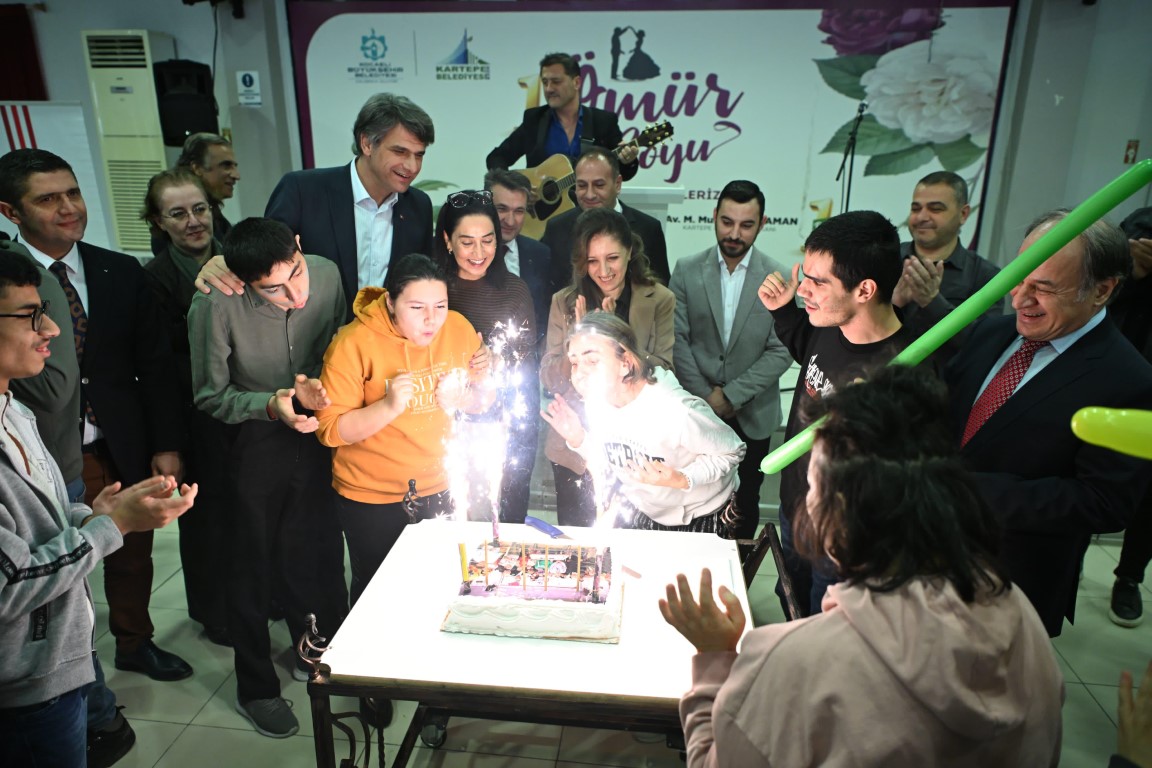 Kartepe Belediyesi, 3 Aralık Dünya Engelliler Günü kapsamında düzenlediği farkındalık