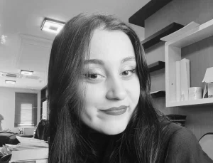 Sakarya Uygulamalı Bilimler Üniversitesi’nde okuyan 20 yaşındaki genç kız, Serdivan