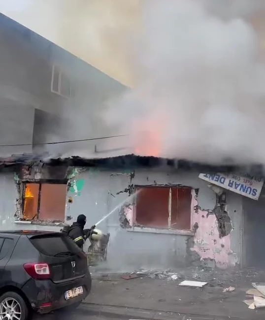 Kocaeli'nin Derince ilçesinde kat karşılığı müteahhide verilen ve 5 gün