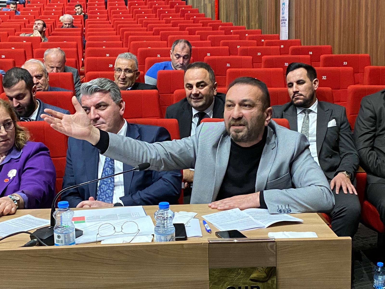 Kocaeli Büyükşehir Belediyesi Aralık ayı meclis toplantısında söz alan CHP’li