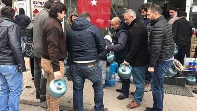 Darıca'da yaşanan patlamanın ardından ortaya çıkan doğal gaz sıkıntısı, vatandaşları