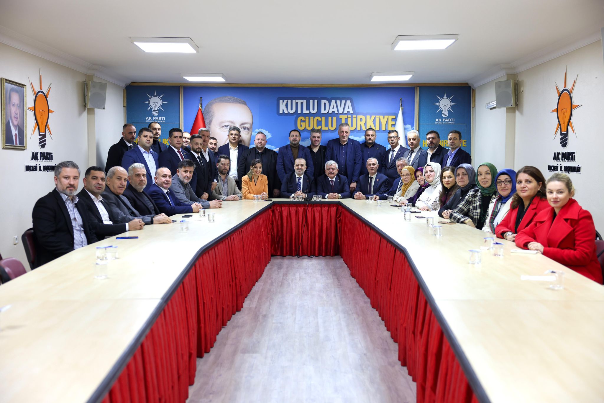 Cumhur İttifakı ortağı, Milliyetçi Hareket Partisi Kocaeli İl Başkanı Tuncay