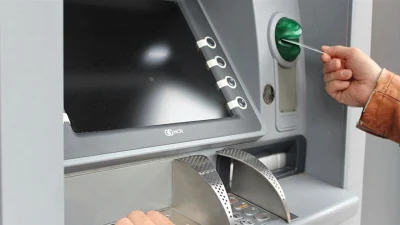 Bazı bankaların, ATM'lerinden diğer bankalara ait kartlarla bakiye sorgulama işlemleri