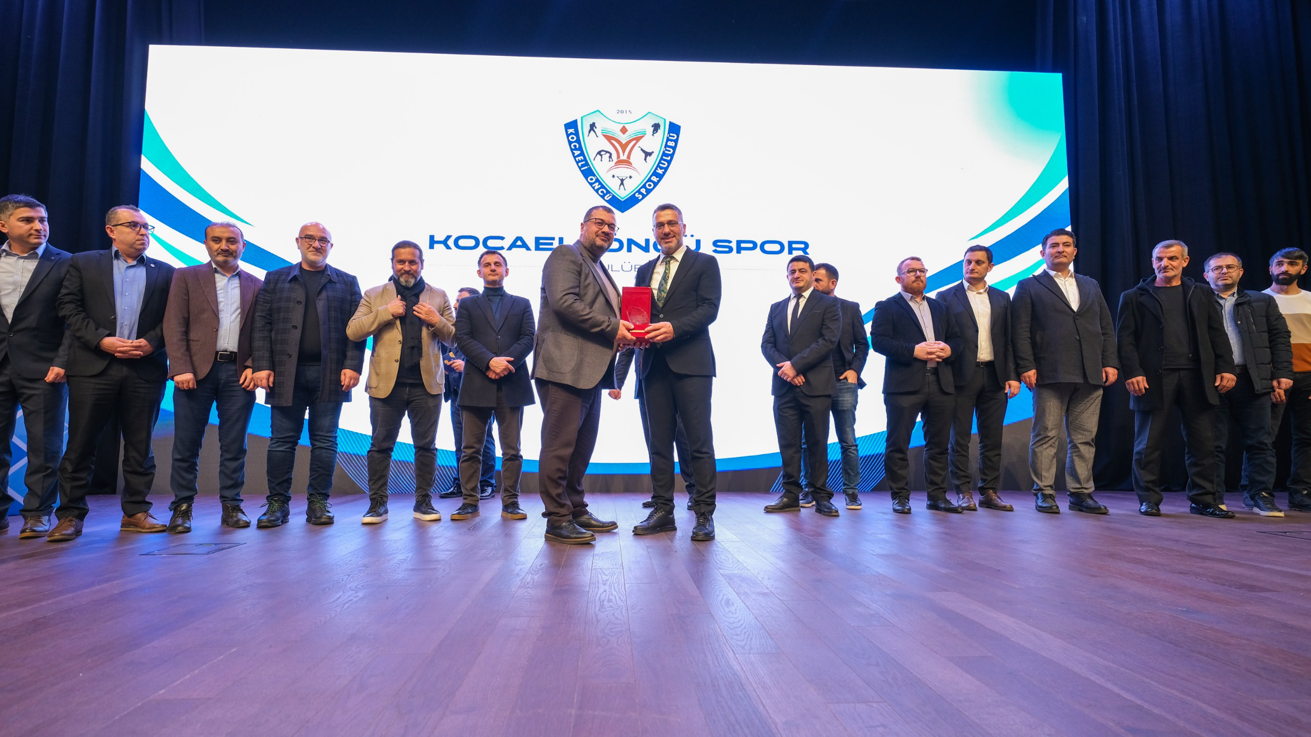 2015 yılında kurulan ve sporda öncü nesiller yetiştirme vizyonuyla faaliyetlerini