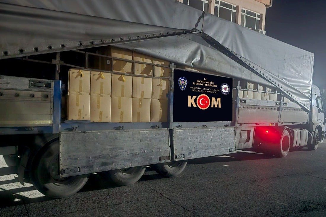 Kocaeli’nin Gebze ilçesinde durdurulan tırda 5 ton 250 kilogram gümrük
