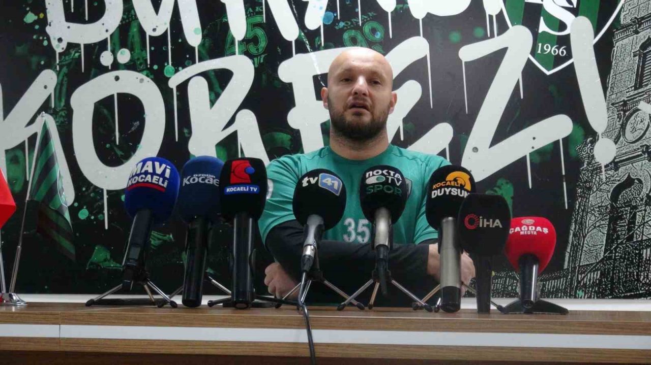 Trendyol 1. Lig ekiplerinden Kocaelispor, yeni teknik direktörü İsmail Taşdemir