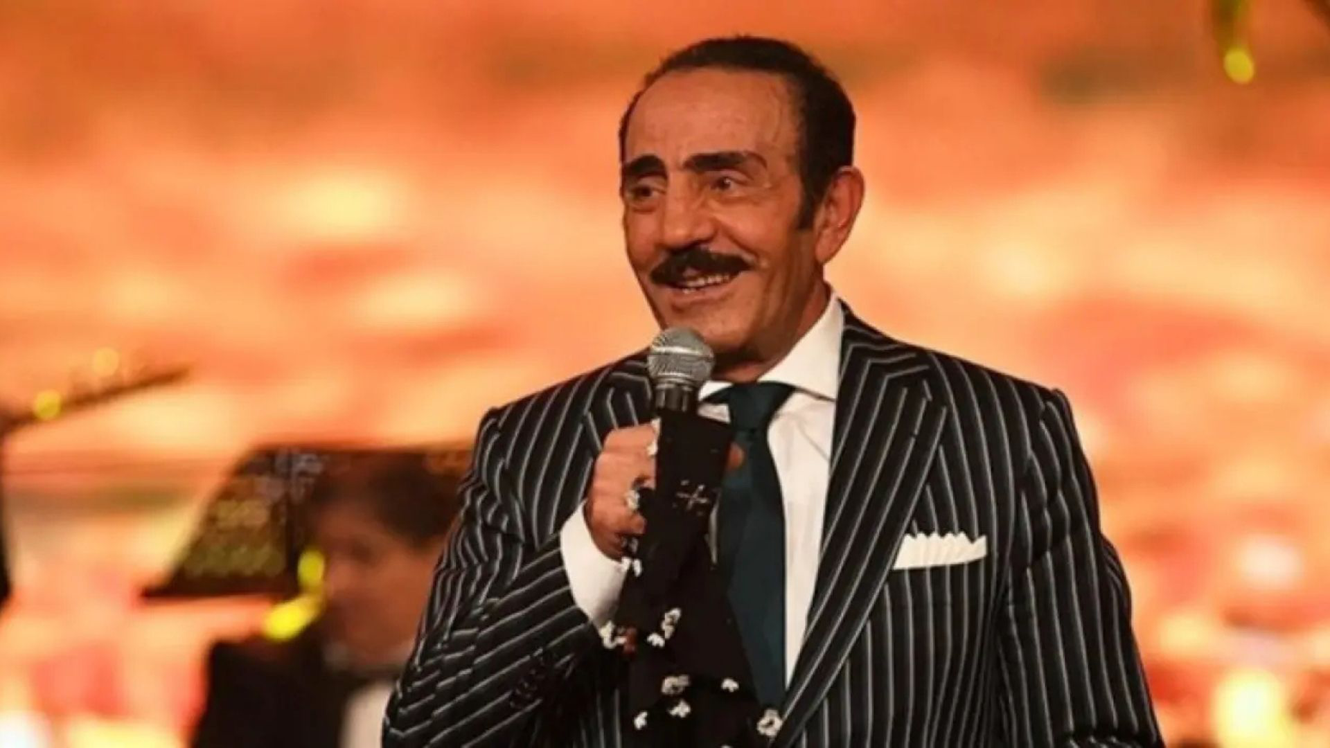 Ünlü ses sanatçısı Mustafa Keser kansere yakalandığını açıkladı.