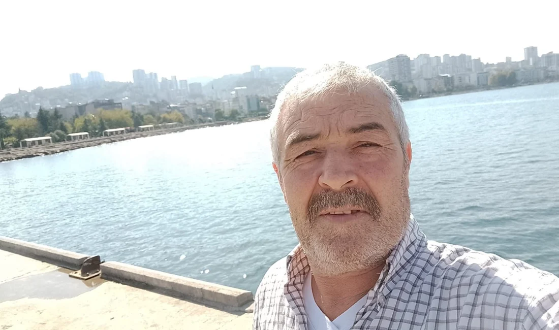 Gölcük'ün tanınan isimlerinden kartonpiyer ustası Halil Kömürcü hayatını kaybetti.