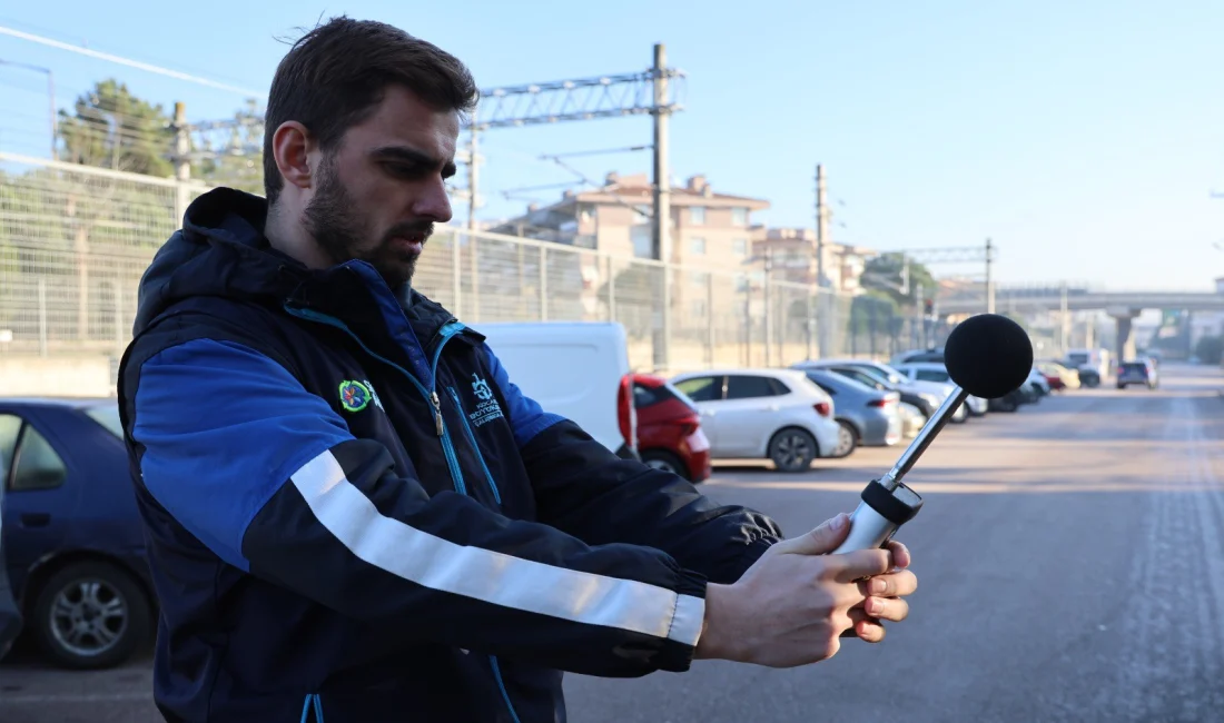 Kocaeli'de belediye ekipleri, gürültü kirliliği nedeniyle gelen şikayet ve talepleri