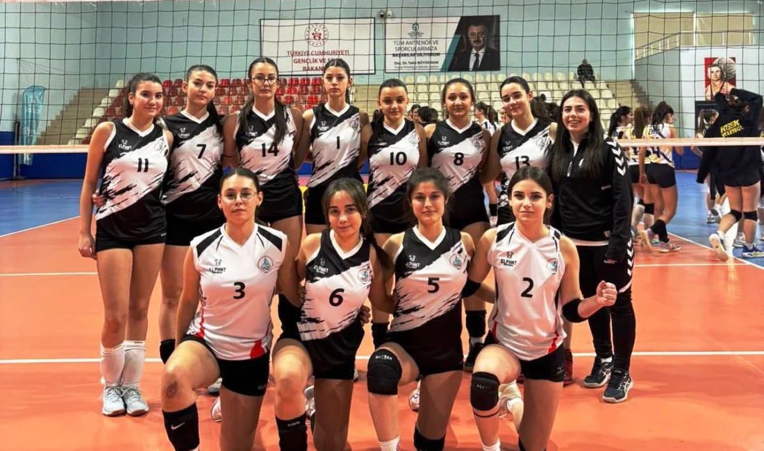 Kocaeli Voleybol Yıldız Kızlar Ligi maçları başladı. İzmit A, B,