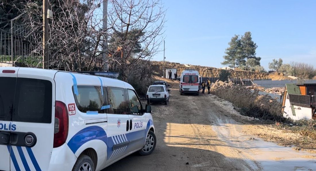 Bursa’da bir inşaat sahasında bekçilik yapan kişiyi öğle saatlerinde gelen