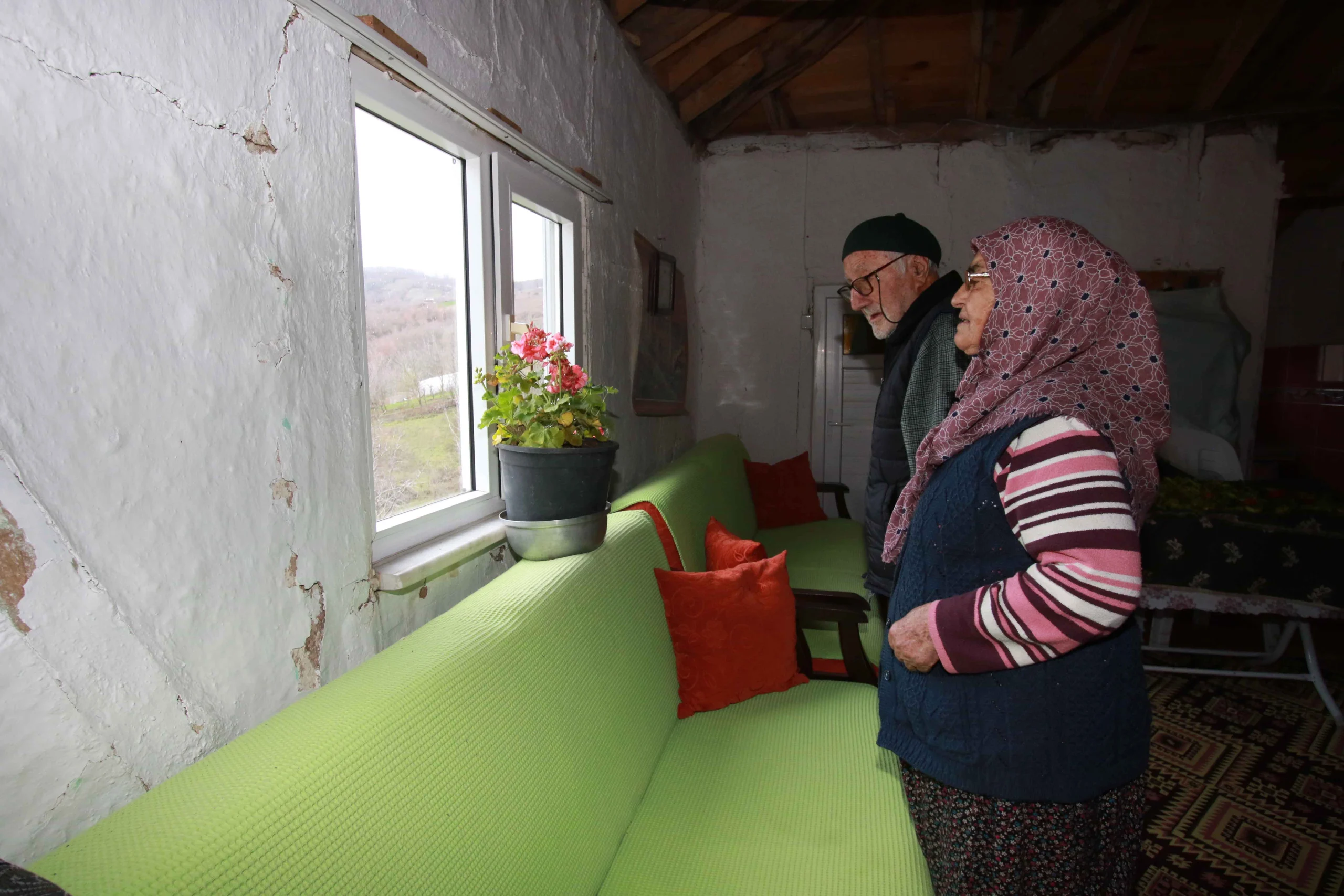 Büyükşehir, “Gönül Kazan” projesiyle evde yalnız yaşayan ve yemek yapamayacak