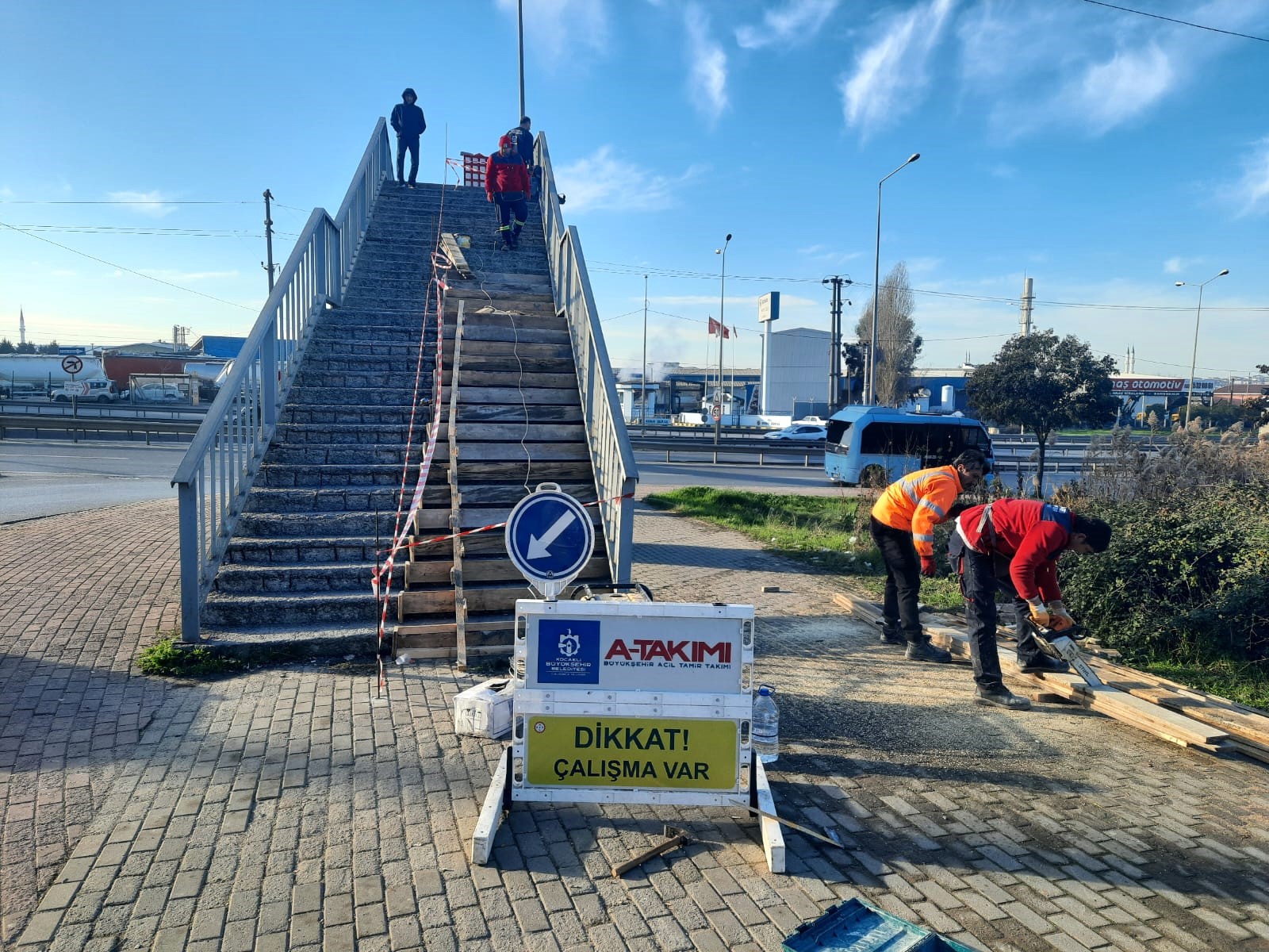 ÜST GEÇİT TADİLATI