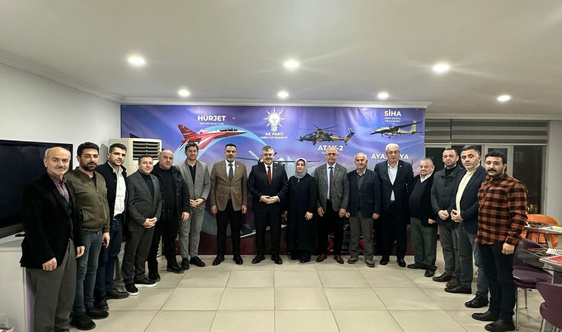AK Parti Kocaeli Milletvekili Veysel Tipioğlu, Darıca’da esnaf ve vatandaşlarla