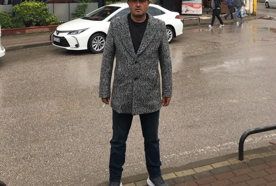 Erdal Naiboğlu, uzun süredir tedavi gördüğü hastanede hayatını kaybetti. Naiboğlu'nun