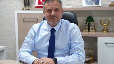 AK Parti İzmit İlçe Başkanı Halil Güngör Dokuzlar, İzmit Belediyesi’nin