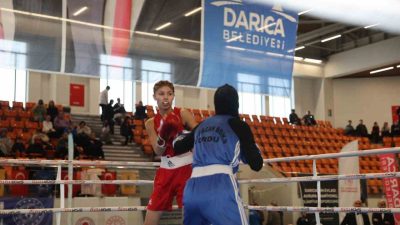 Kocaeli’de düzenlenen Büyük Kadınlar Türkiye Boks Şampiyonası, 39 ilden 130