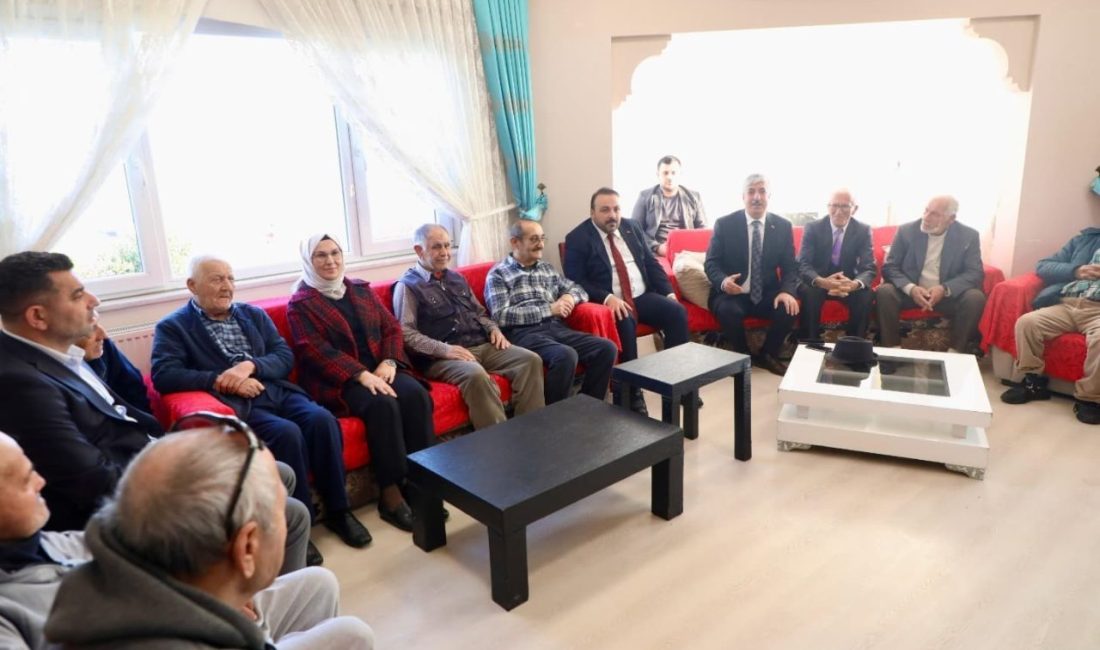 Dilovası Belediye Başkanı Ramazan Ömeroğlu ve AK Parti Kocaeli Milletvekili