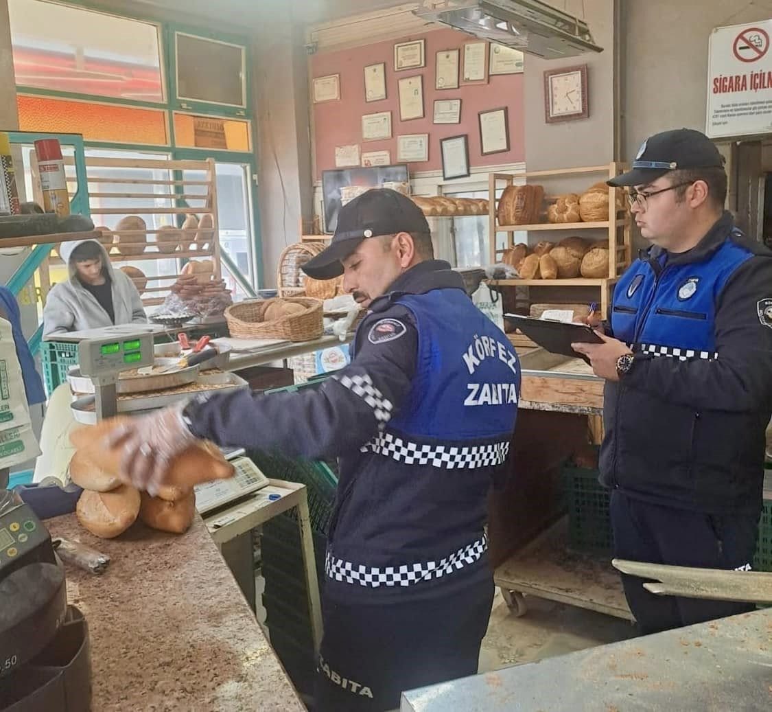 Körfez’de zabıta ekipleri ilçe genelindeki fırınlarda fiyat ve gramaj denetimi