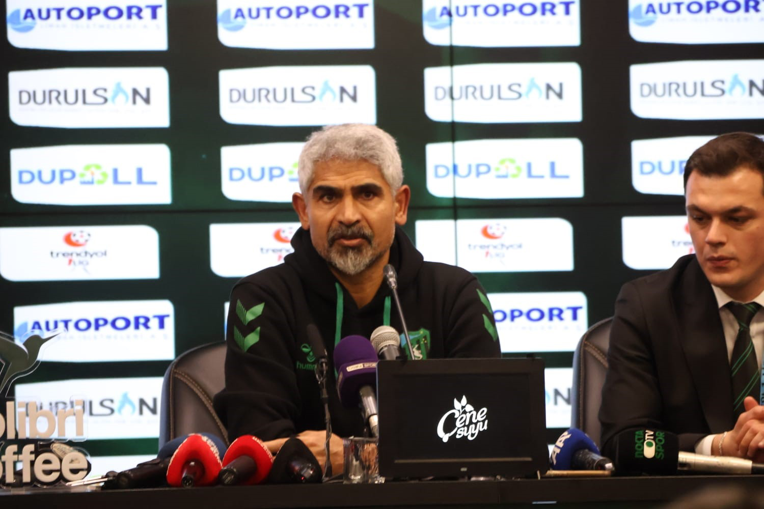 Kocaelispor Teknik Direktörü İsmet Taşdemir, Amed Sportif Faaliyetler maçının ardından