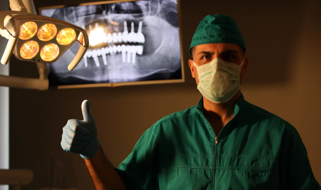 Uzman Diş Hekimi ve Ağız, Diş, Çene Cerrahı Prof. Dr.