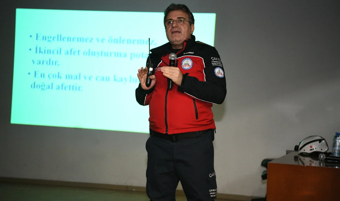 Çayırova Belediyesi Arama Kurtarma Timi (ÇAK-TİM), ilçedeki okullarda teorik ve