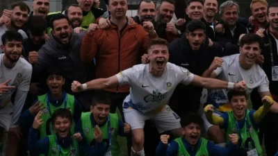 TFF 2. Lig takımı Belediye Derincespor'un, BAL'daki kentlisi Gebzespor'a kağıt