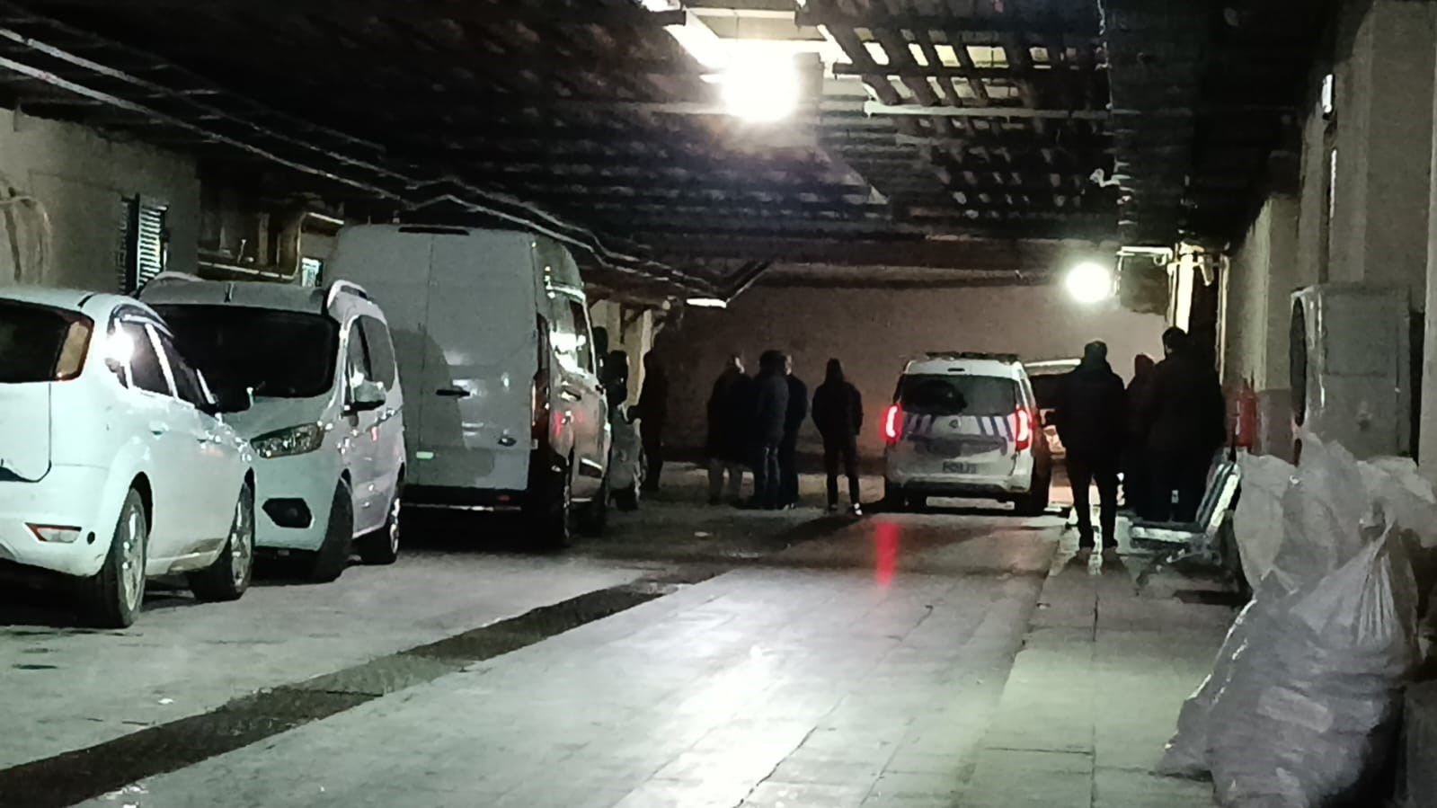 12 yaşındaki Esra Bozkurt, çiğnediği sakızın soluk borusuna yapışması nedeniyle
