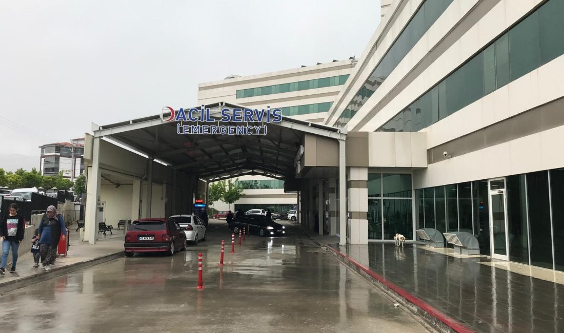 Son dönemde Türkiye'nin kanayan yarası olan eğitimci ve sağlıkçılara şiddet