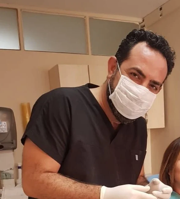 İzmir'in Konak ilçesinde bir kişi, ortak iş yaptığını ve kendisini