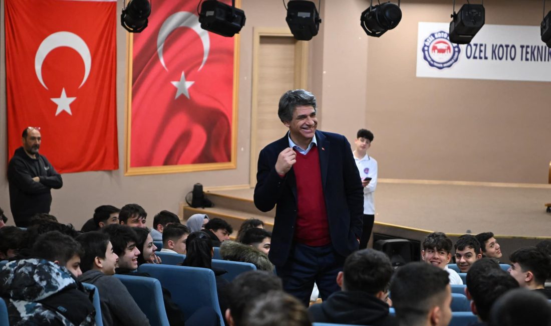 Kartepe Belediye Başkanı Av. M. Mustafa Kocaman, her hafta düzenlenen