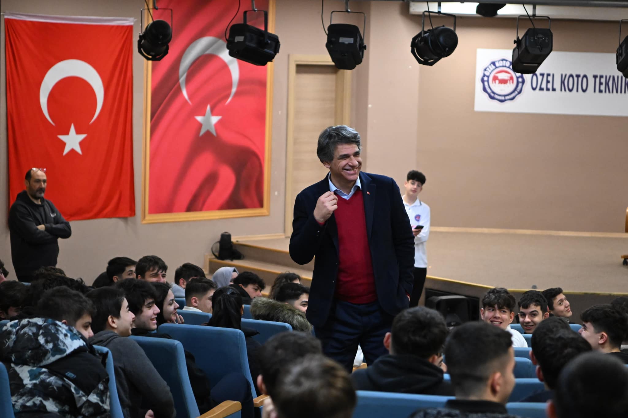 Kartepe Belediye Başkanı Av. M. Mustafa Kocaman, her hafta düzenlenen