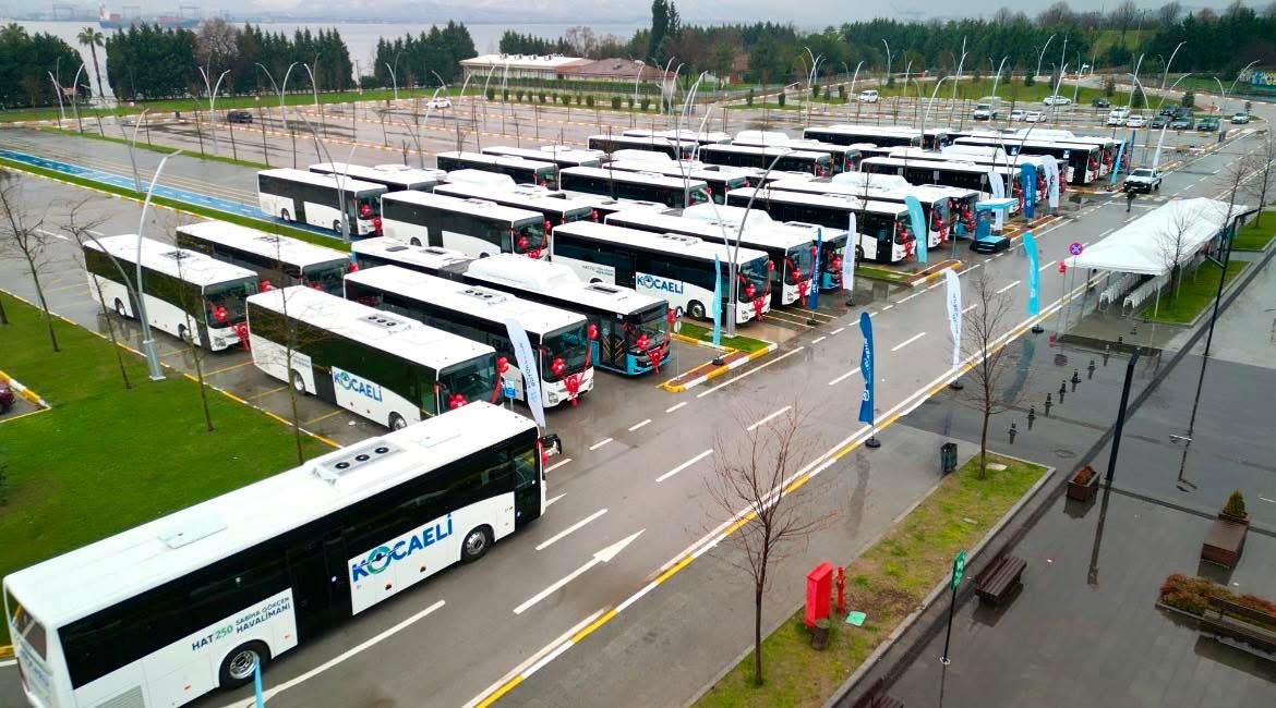Büyükşehir Belediyesi, İzmit ile Sabiha Gökçen Havaalanı arasındaki ulaşımda kullanılan