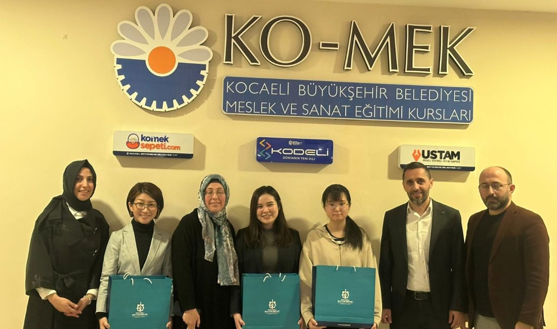 Japon yardım kuruluşu Ashinaga yetkilileri, daha fazla öğrenciyi Türkiye’ye göndereceklerini