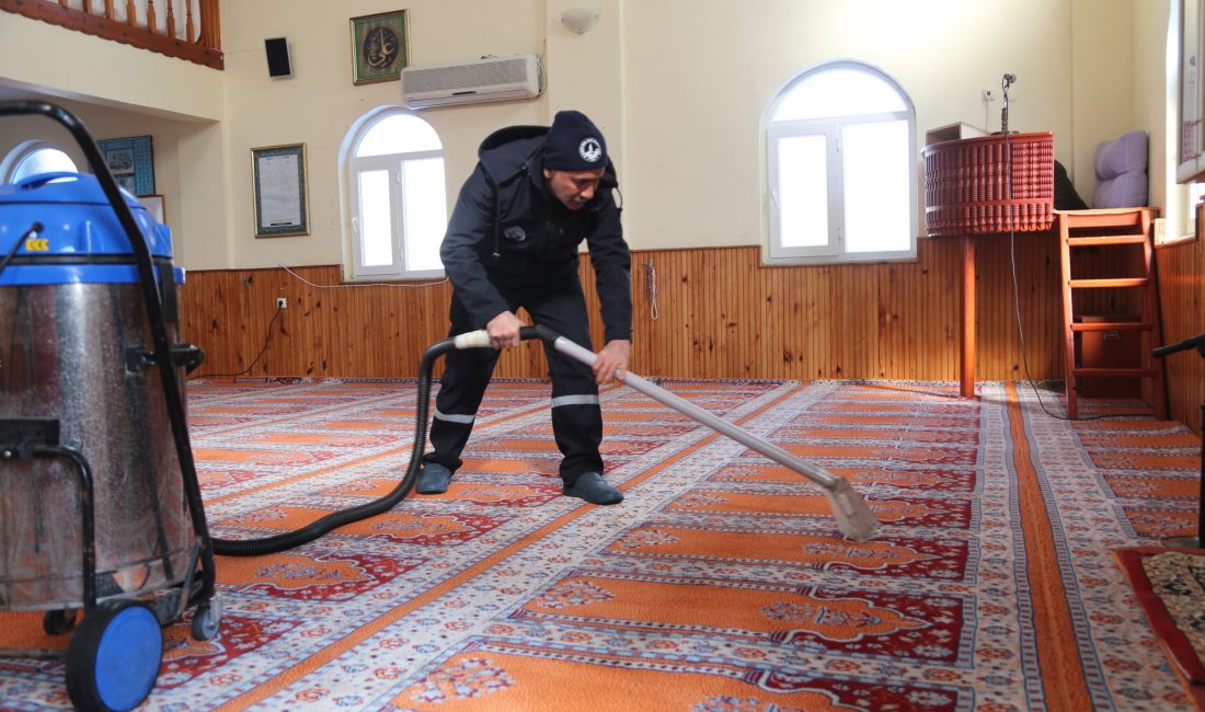Kandıra Belediyesi, mübarek Ramazan ayına hazırlık kapsamında merkez ve mahalle