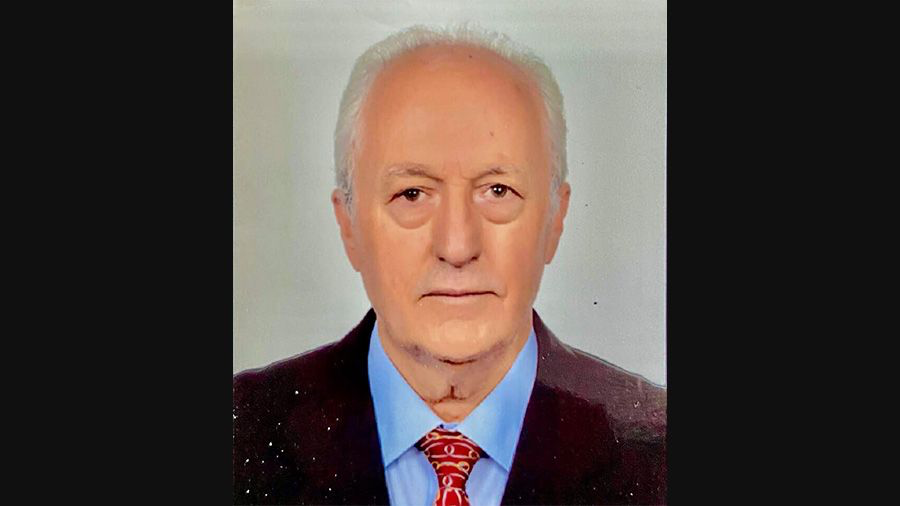 Uzun yıllar Endüstri Meslek Lisesi’nde öğretmenlik yapan emekli öğretmen Doğan