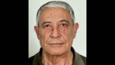 Kocaeli Anadolu Lisesi'nden emekli İngilizce öğretmeni Serdar Mungan hayatını kaybetti.