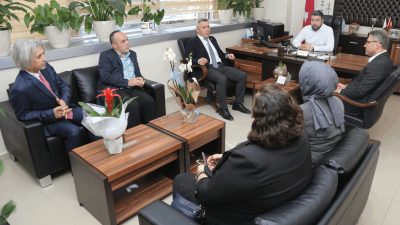 Kandıra Belediye Başkanı Erol Ölmez 14 Mart Tıp Bayramı nedeniyle
