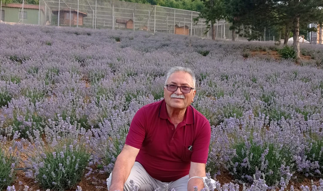 Derince Yenikent Mahallesi sakinlerinden Rabak Fabrikası’ndan emekli Hıdır Akagündüz hayatını