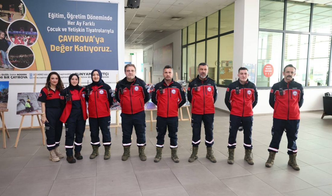 Çayırova Belediyesi Arama Kurtarma Timi’nin (ÇAK-TİM), öğrencilere ve öğretmenlere yönelik