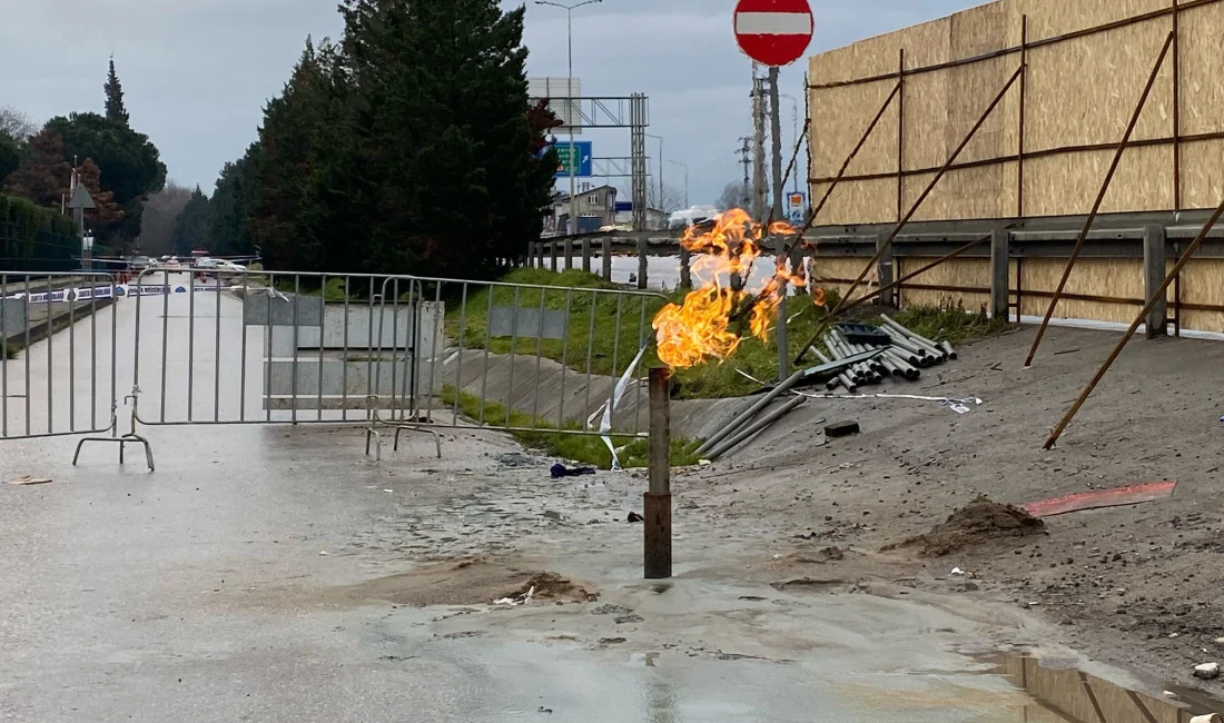 Kocaeli'nin Kartepe ilçesinde 17 Şubat'ta başlayan metan gazı yangını sürerken,