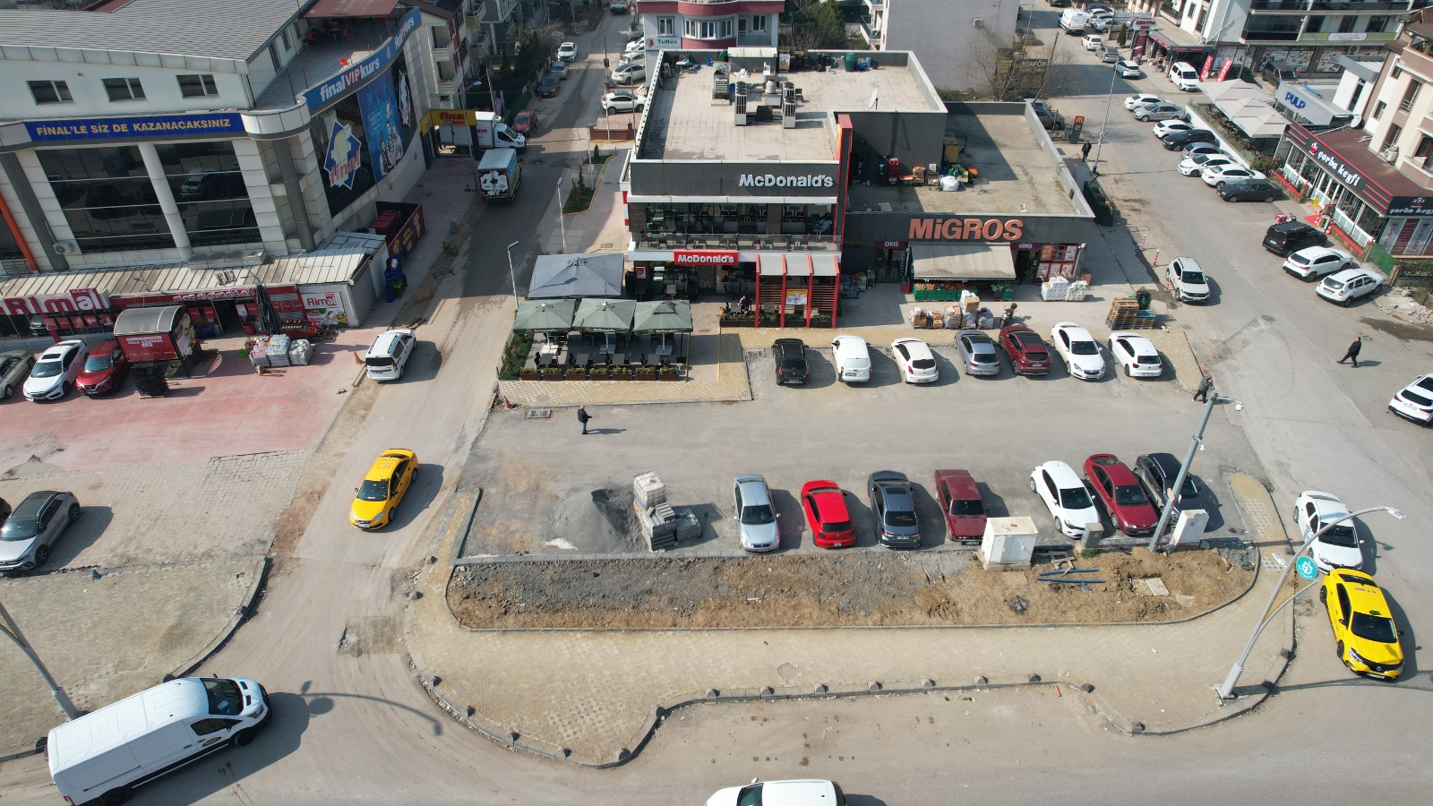 Büyükşehir, Alikahya Stadyum Tramvay Hattı projesinde trafiği rahatlatmak amacıyla Sultan