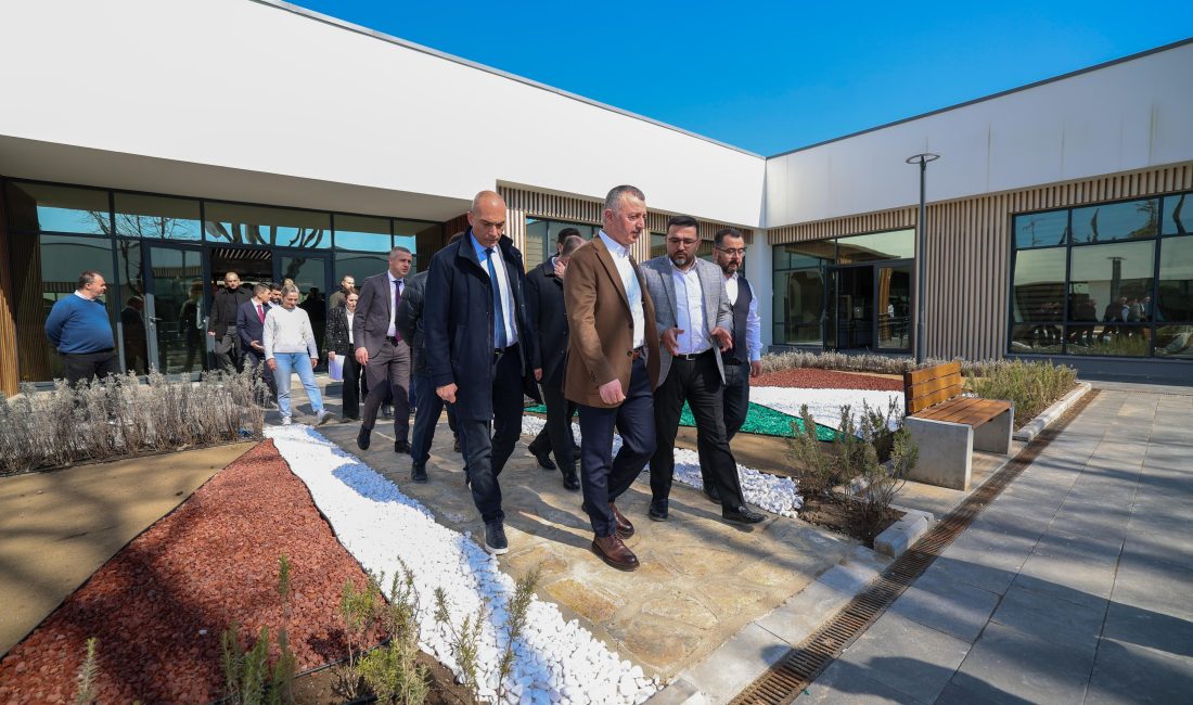 Kocaeli Büyükşehir Belediye Başkanı Doç.Dr.Tahir Büyükakın öncülüğünde önemli projeler bir