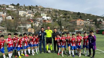 Darıca Kalespor, İstanbul’da 28 takımın katıldığı futbol turnuvasında gövde gösterisi