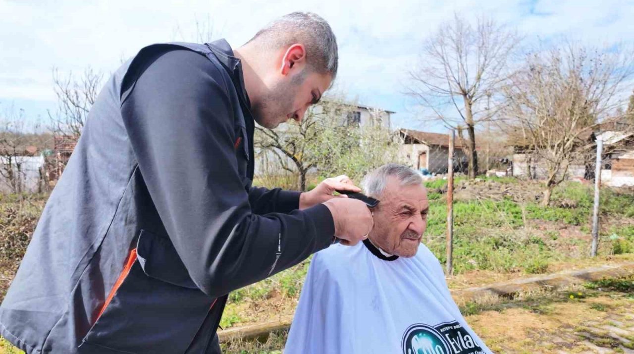 Kocaeli’nin Kartepe ilçesinde Alo Evlat Sağlık Kulübü ekipleri, bakımını üstlendikleri