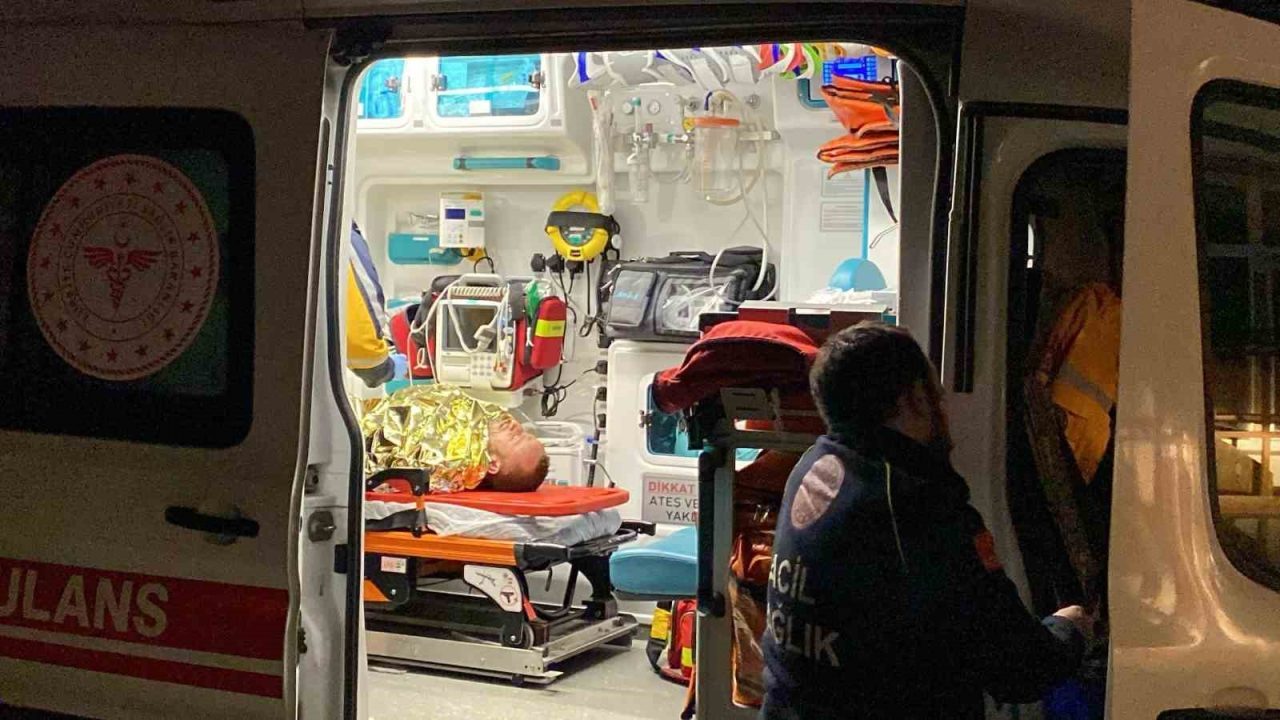 Kocaeli’nin İzmit ilçesinde mermer atölyesinin mutfak kısmında bir anda alev